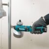 Destornillador Inalámbrico makita DF012DSE Atornillando