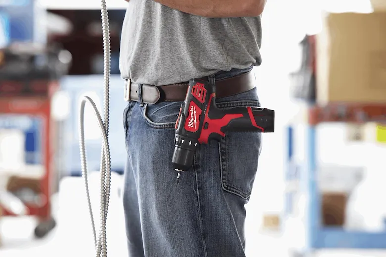 Taladro Inalámbrico Milwaukee 2408 20 clip de cinturon